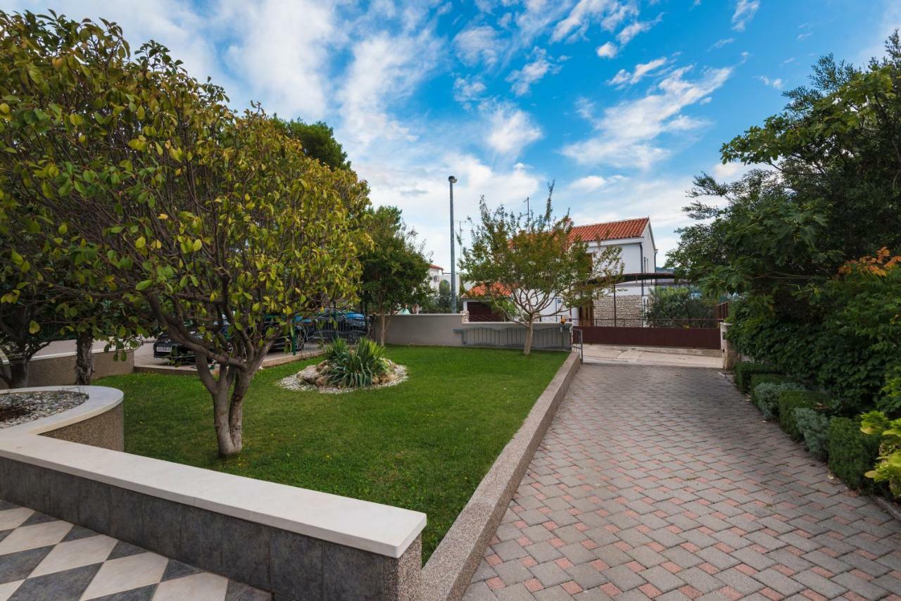 Villa Croatica Apartments 자보리치 외부 사진