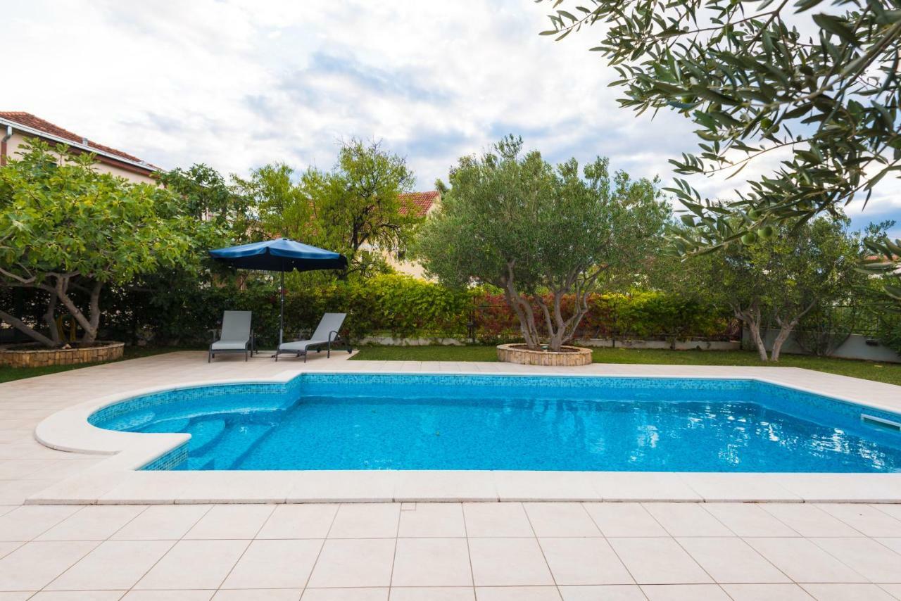 Villa Croatica Apartments 자보리치 외부 사진